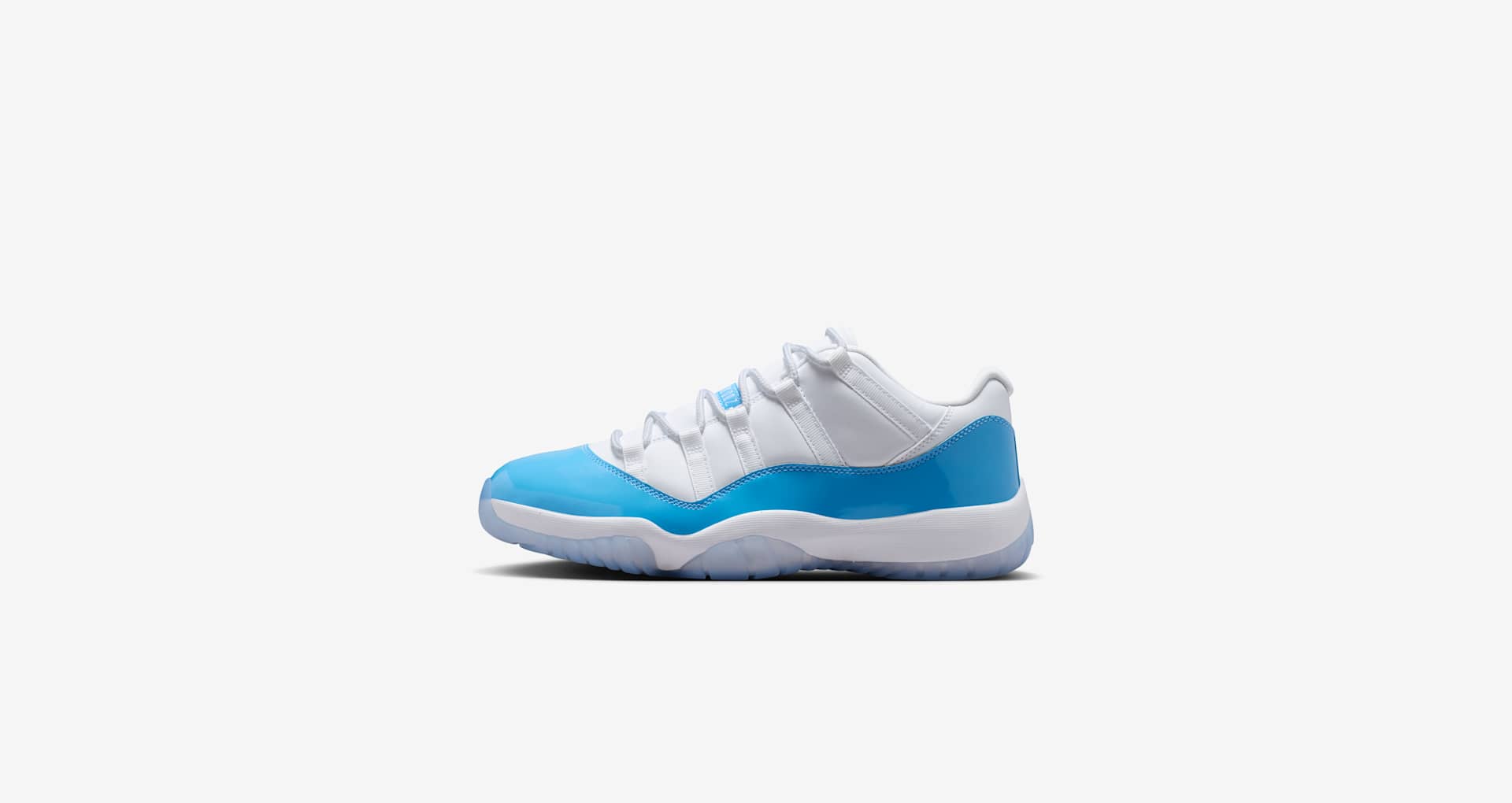 NIKE公式】エア ジョーダン 11 LOW 'University Blue' (FV5104-100